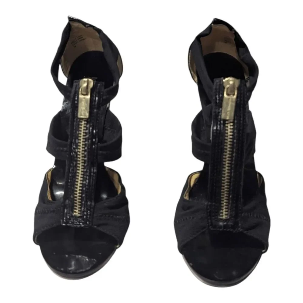 MICHAEL KORS Berkley T-Strap Heeled Sandal Size 7M